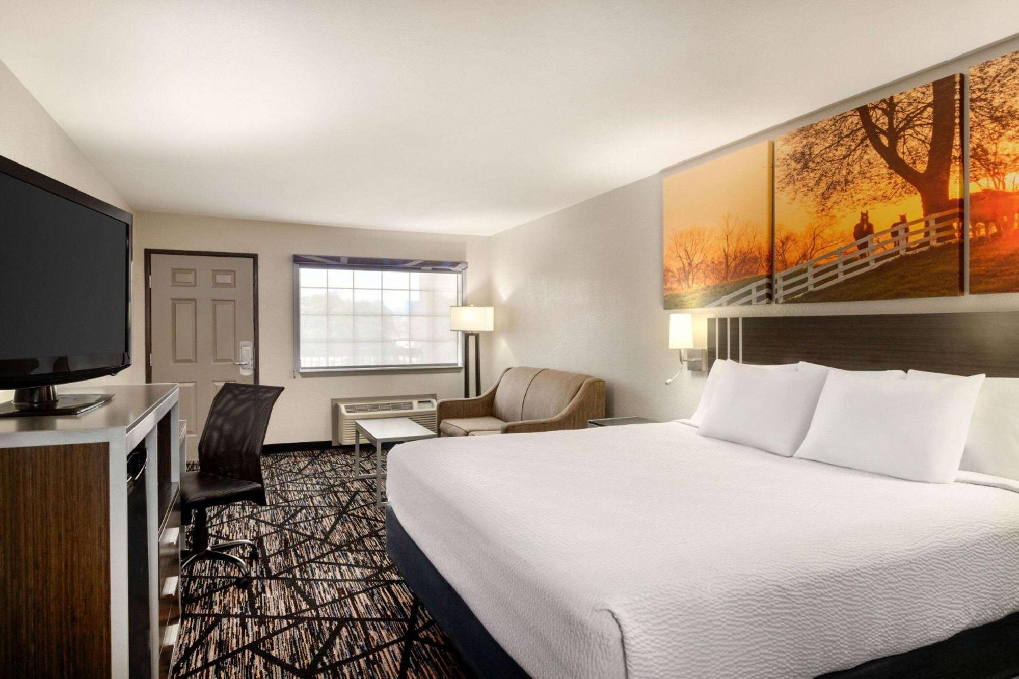Days Inn By Wyndham San Antonio Near Fiesta Park Exterior photo